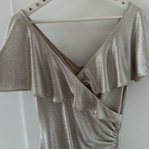 Gorgeous gold evening dress/ Ralph Lauren maxi dress/ Long evening dress with a - Picture 3 of 10